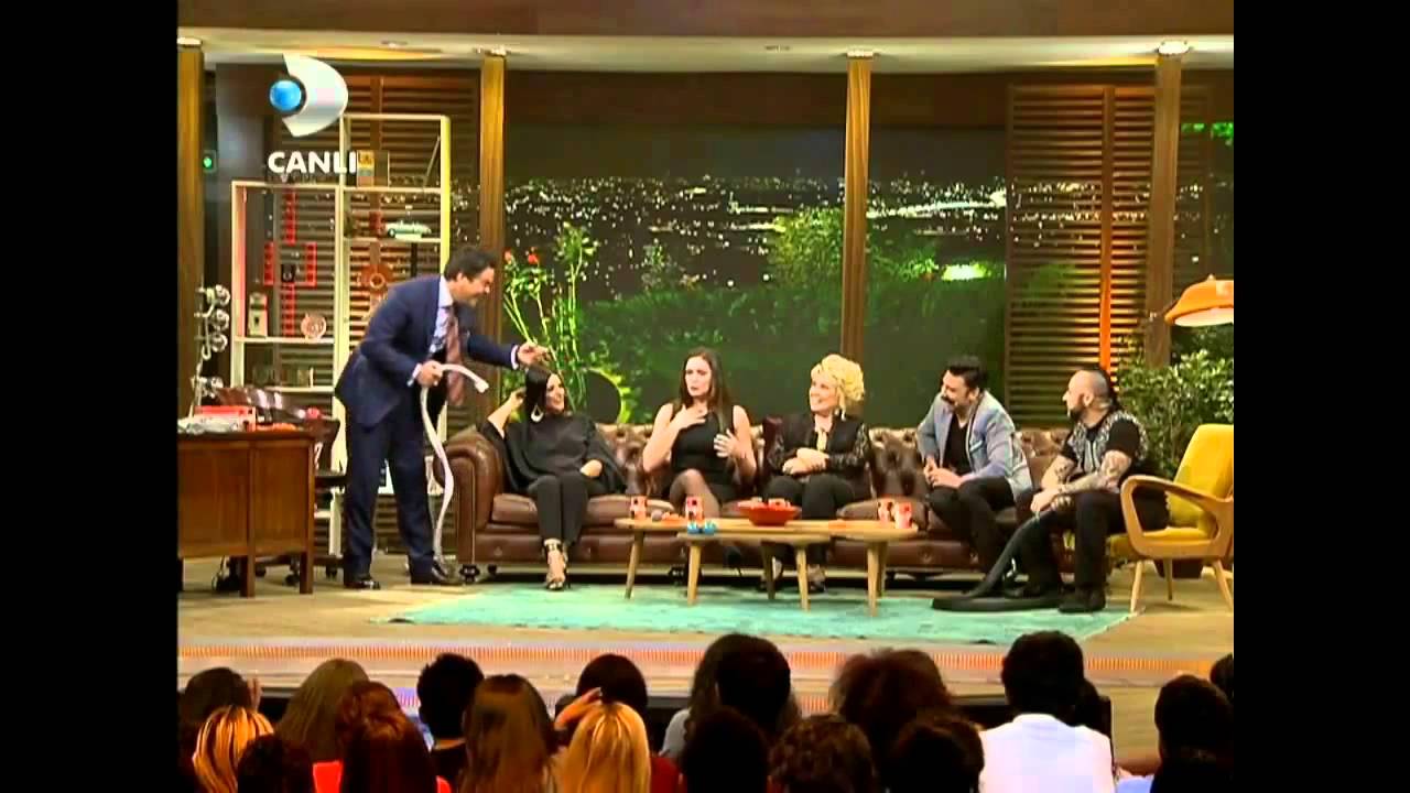 Beyaz Yıllar Sonra Helyum Gazını Konuklarda denerse:) - Beyaz Show