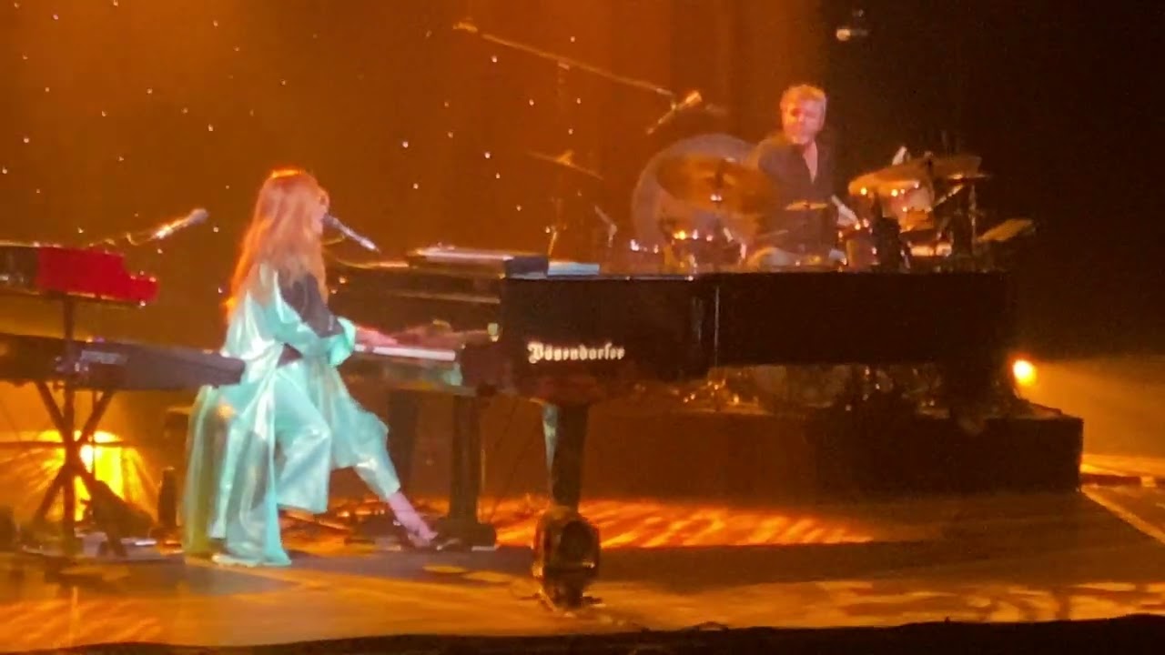 Tori Amos “A Sorta Fairytale” at the Carre, Amsterdam 7th April 2023