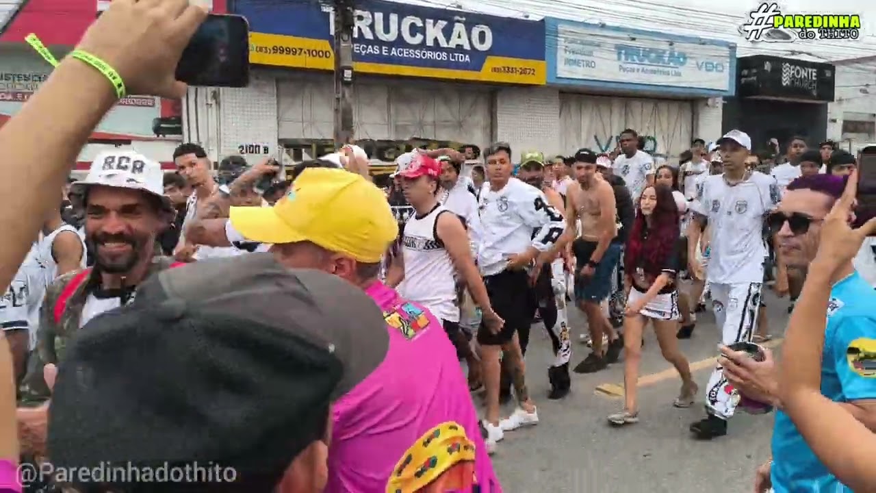 08.02.2026. Paredinha do Thito com Erick Silva no bloco pulgas do chiclete . Campina Grande PB