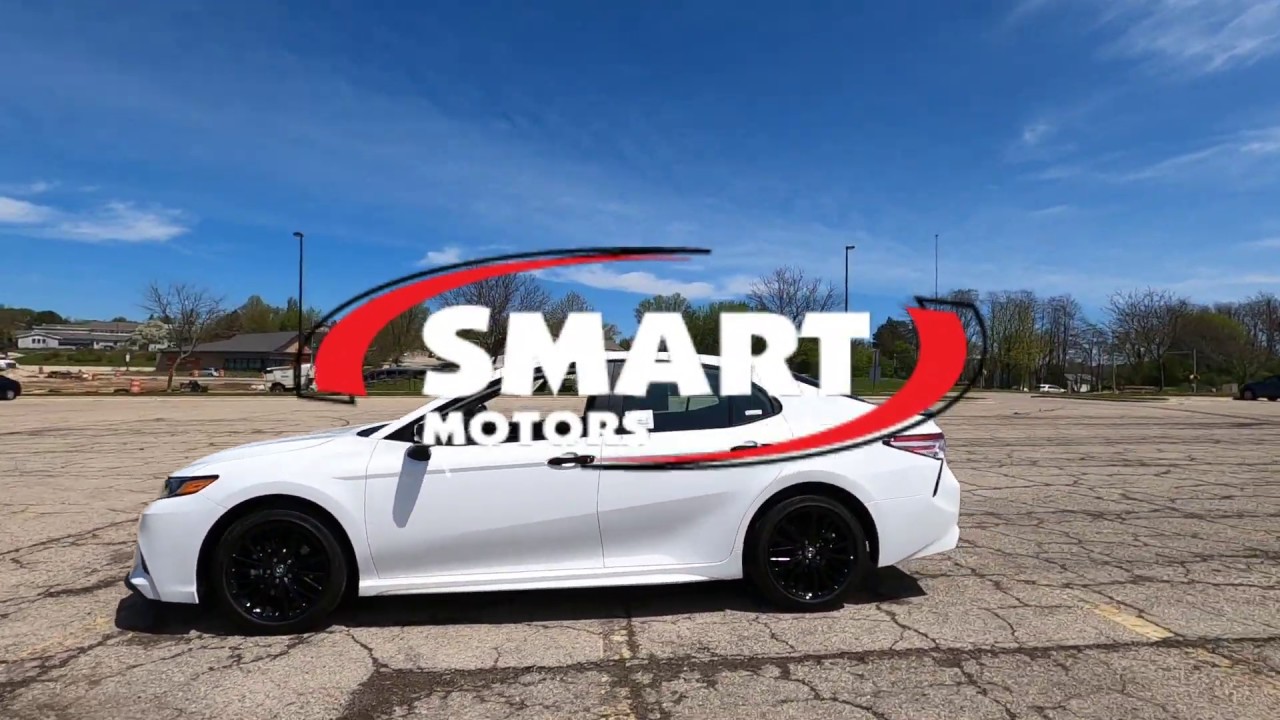 2020 Toyota Camry SE Nightshade walkaround with Smart Toyota