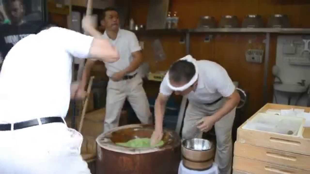 速い!　高速もちつき!!　中谷堂　（Fast! High-speed mochi pounding!! Nakatanidou)