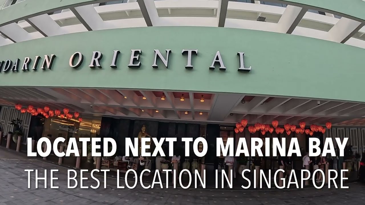 Mandarin Oriental Singapore massive lobby! #refinedexploring