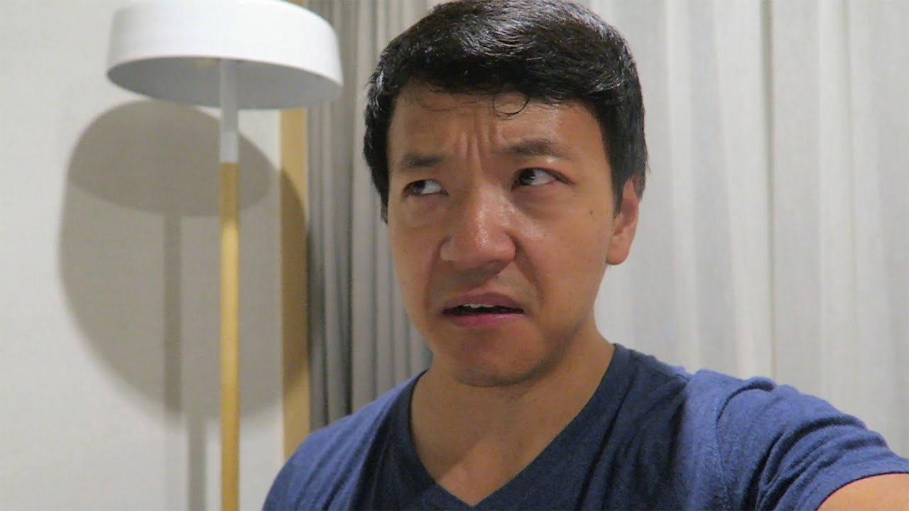 My Taiwan Hotel is HAUNTED?!