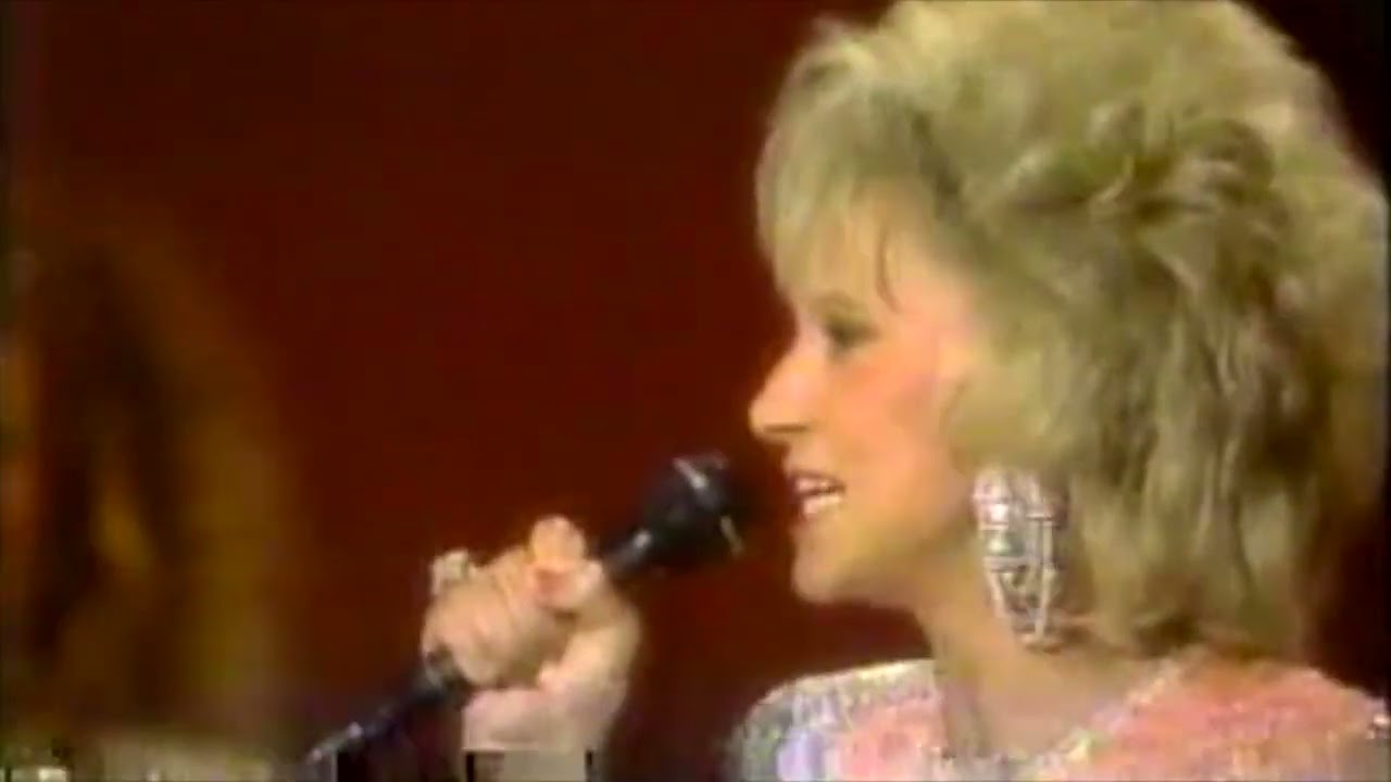 Tammy Wynette - So Afraid of Losing You Again