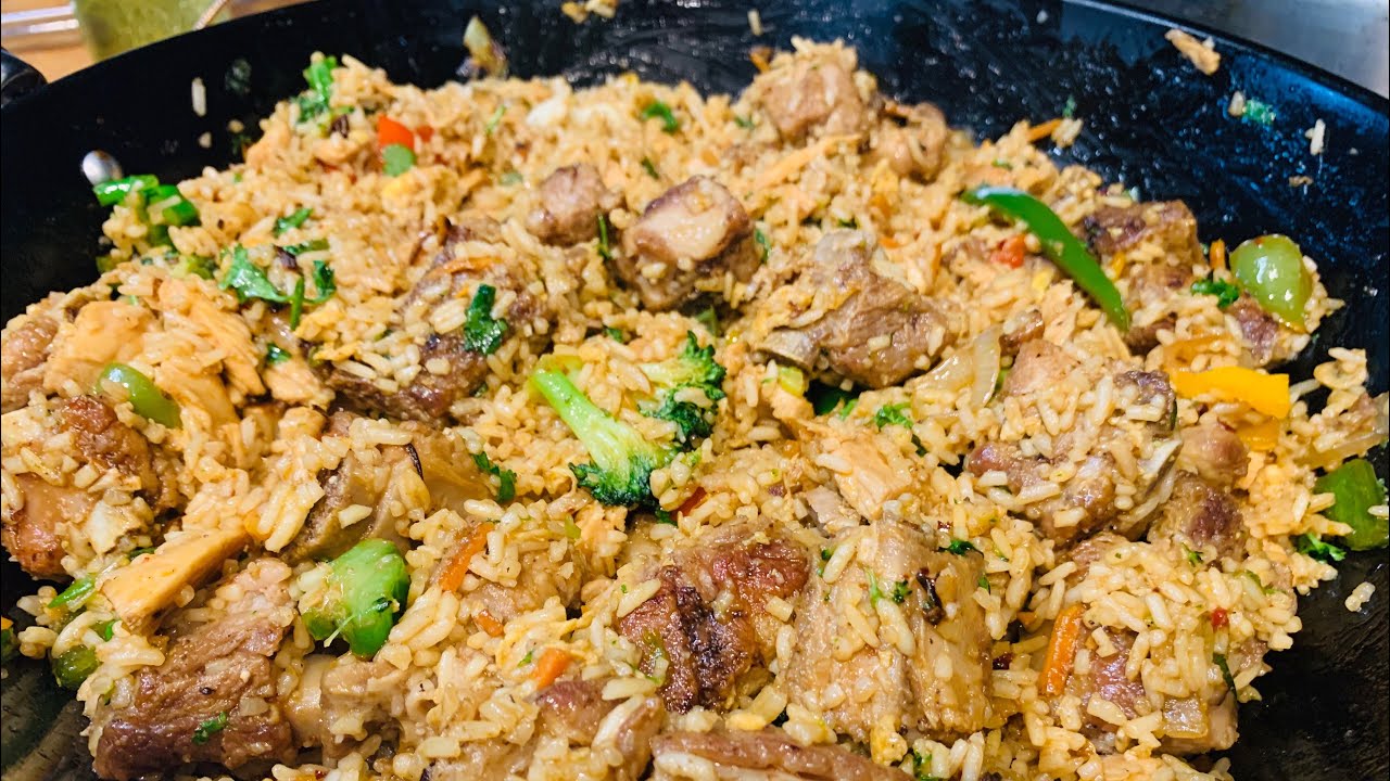 Arroz  Frito con Pollo y Costillas de Puerco (pork & Chicken fried rice 🍚
