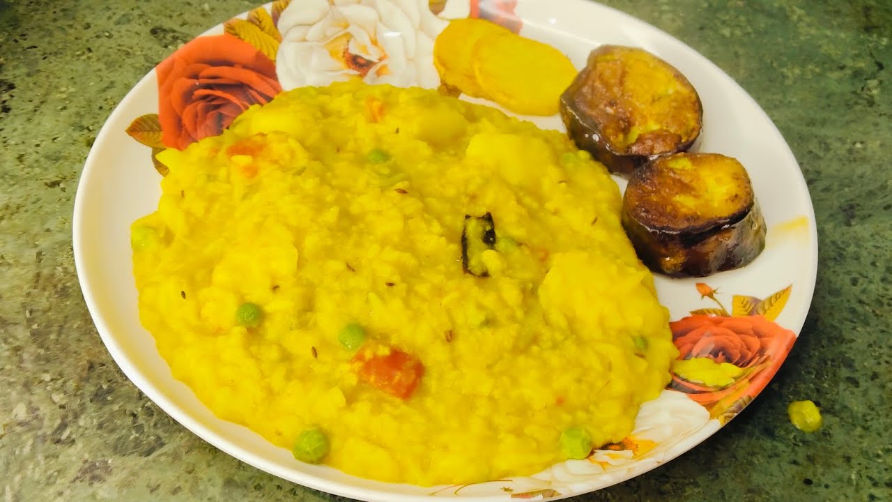 শীতের পাঁচমিশালি সবজি দিয়ে নিরামিষ খিচুড়ি/মুগডালের নিরামিষ খিচুড়ি #cooking #food #recipe #খিচুড়ি