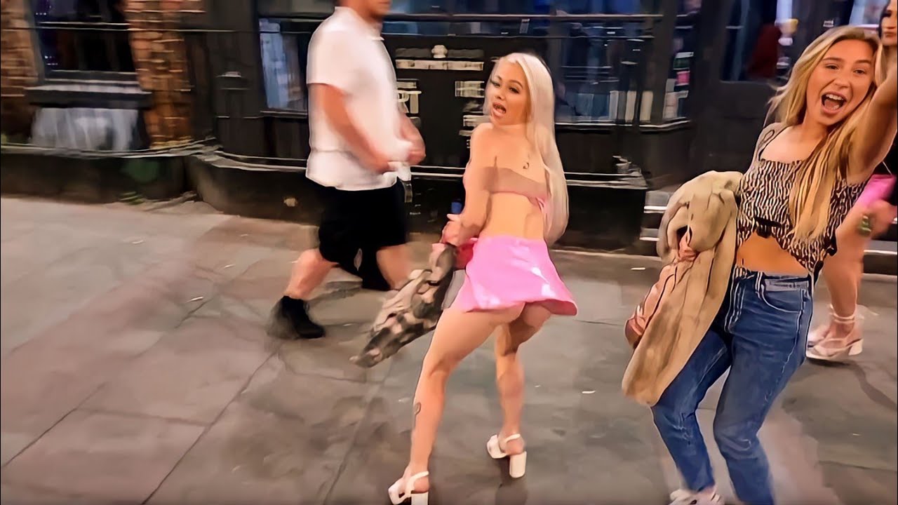 Late Night Adults Girls Drunked
