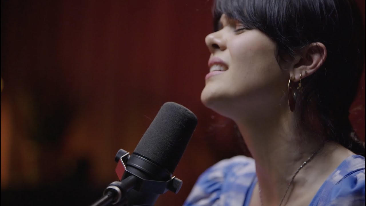 Bat For Lashes - Kids In The Dark (Live)