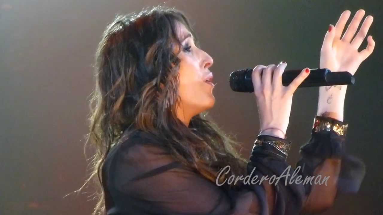 Malú - Medley Ojalá, Ángel Caído, Te voy a olvidar (con David Bisbal) - Palacio de los Deportes