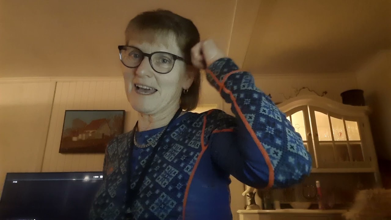 Songstund på sjukeheimen                           Lille vakre Anna m.flere