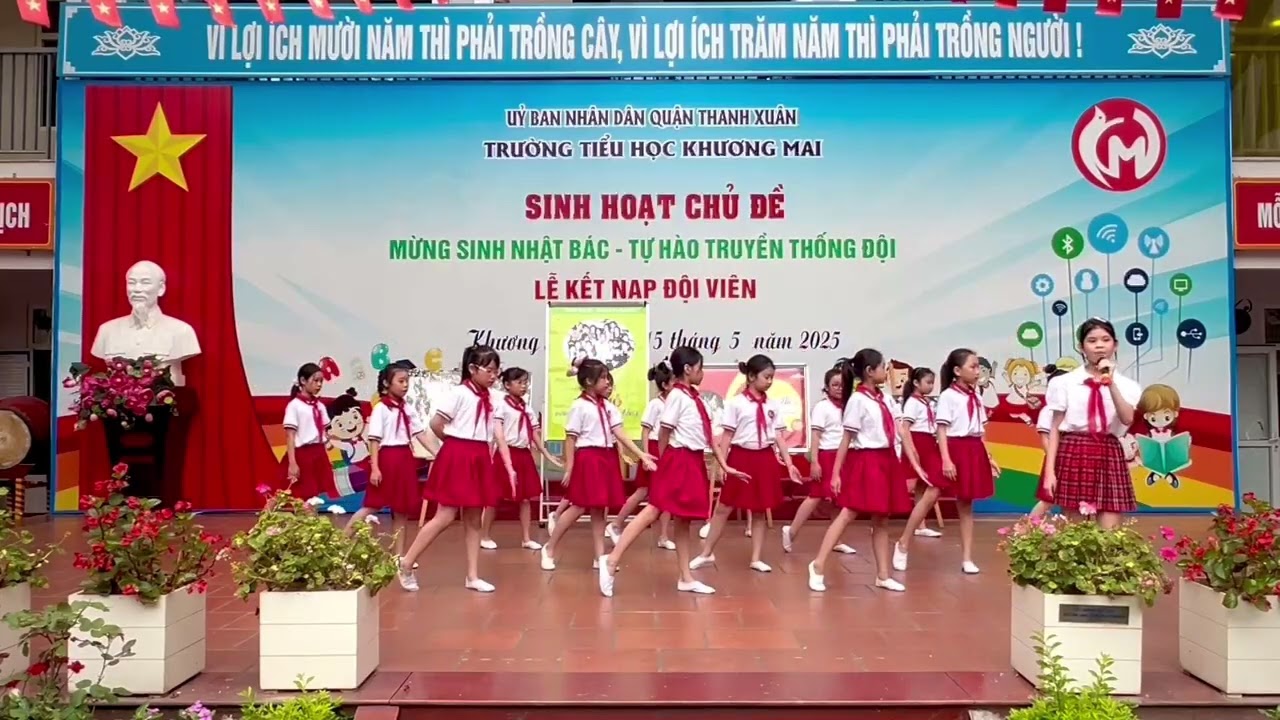 Hát múa “Mơ ước ngày mai” - Biểu diễn: Quỳnh Chi lớp 5A và tốp múa