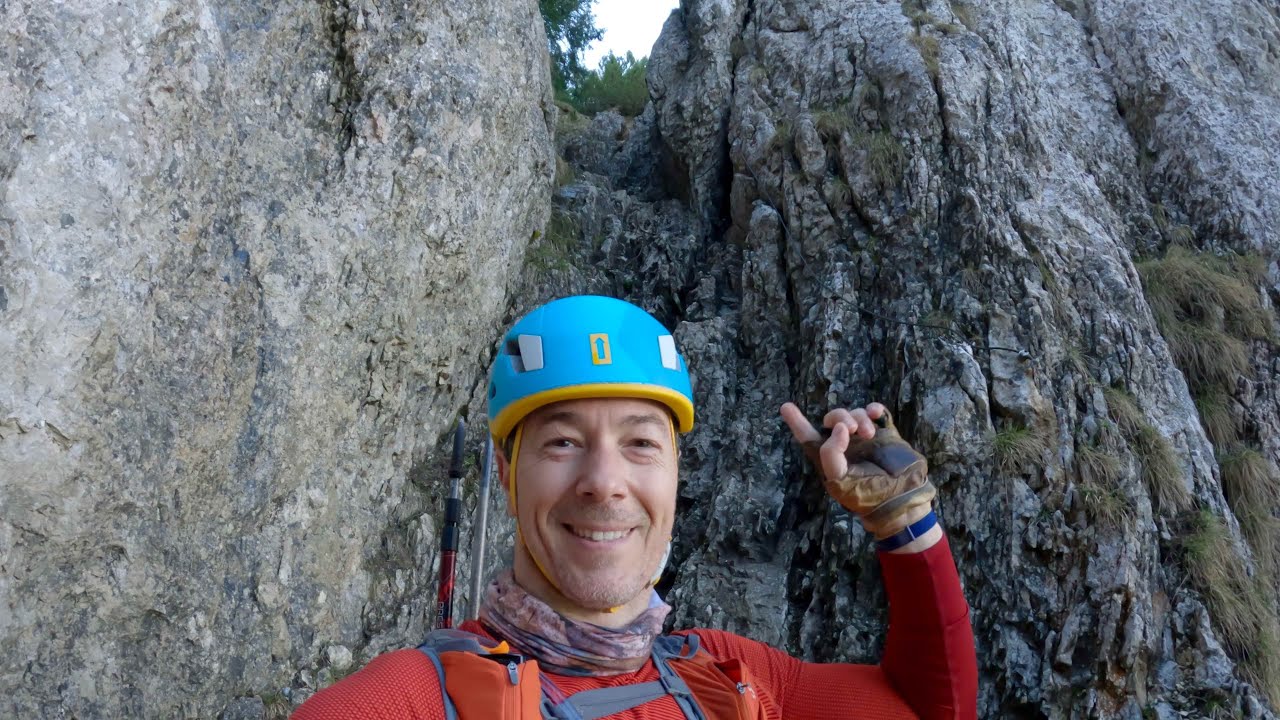 22 km in Piatra Craiului (Plaiul Foii, Zaplaz, La Lanțuri, Vf. La Om, Funduri, Cerdacul Stanciului)
