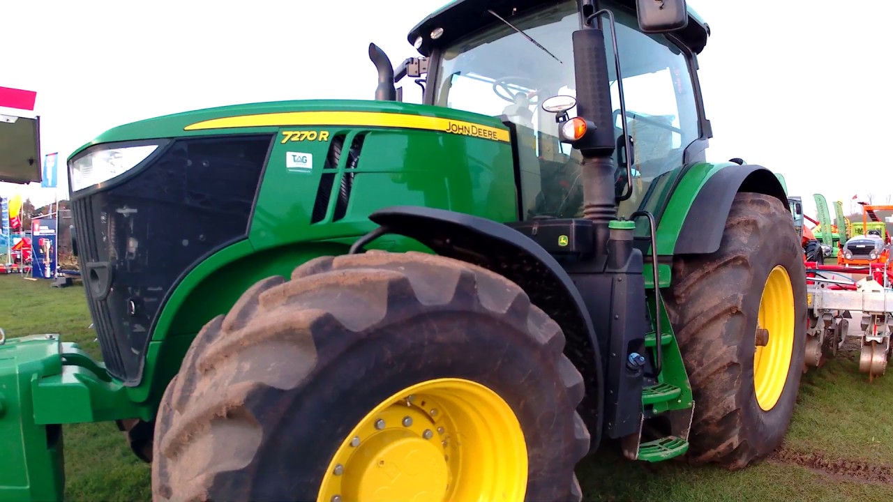 2017 John Deere 7270R 6.8 Litre 6-Cyl Diesel Tractor (270 / 293 HP ) with Vogelsang