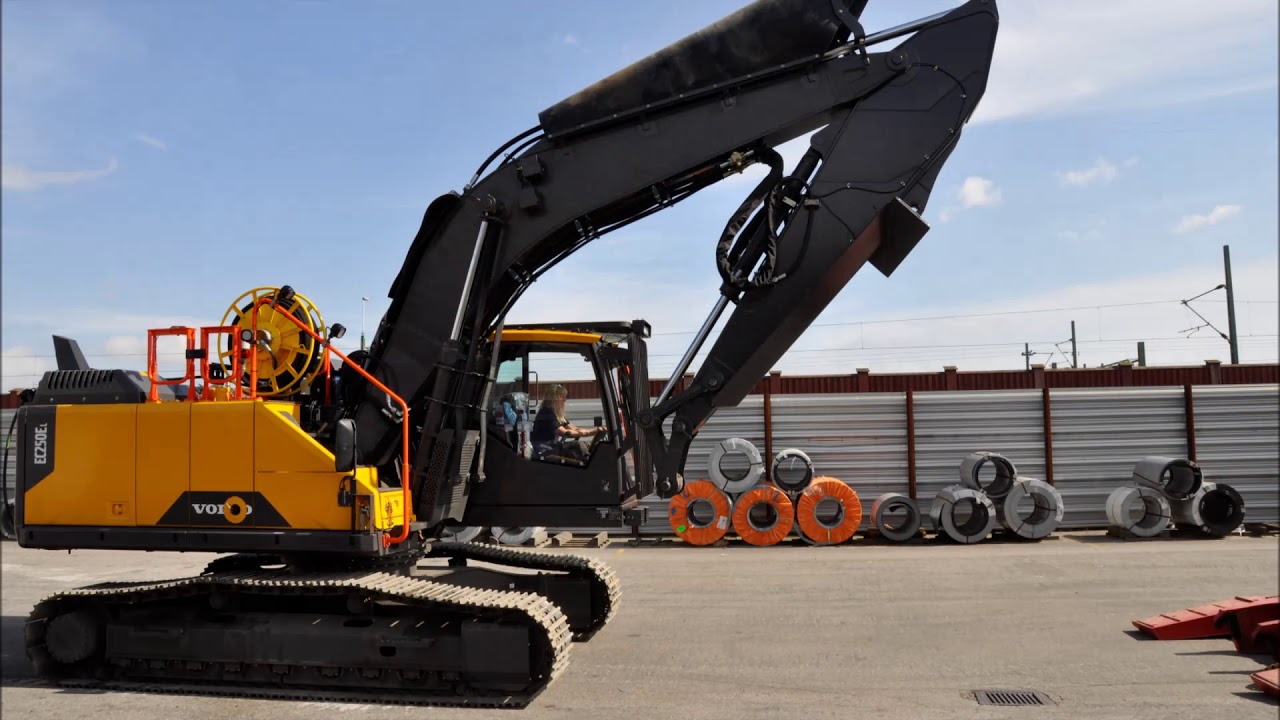 20180424 Volvo EC250E Tunnel machine, delivery