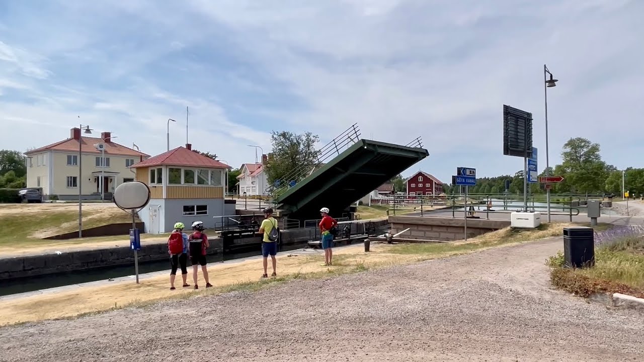 Broöppning i Borensberg. Göta Kanal