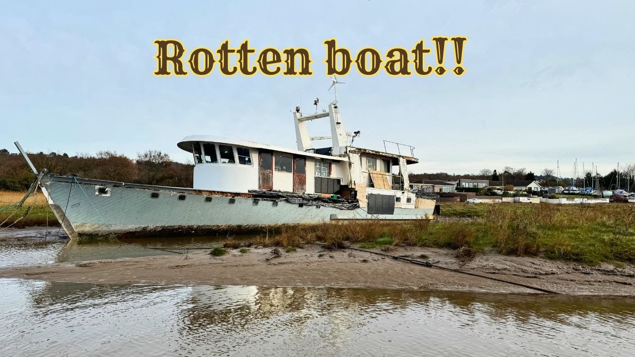Ep 214 Digging Into Problems On Our Massive Project Boat!