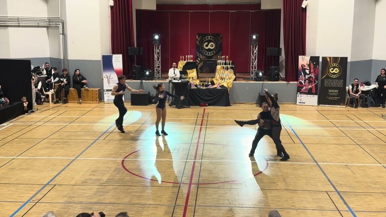 Demi finale contact style 