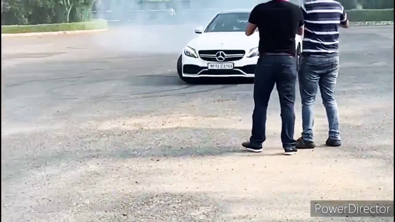 Sunday Ride Goes Wrong Cops -Drag Race Mercedes Benz AMG drift -Police Came to Impound/Challan bikes