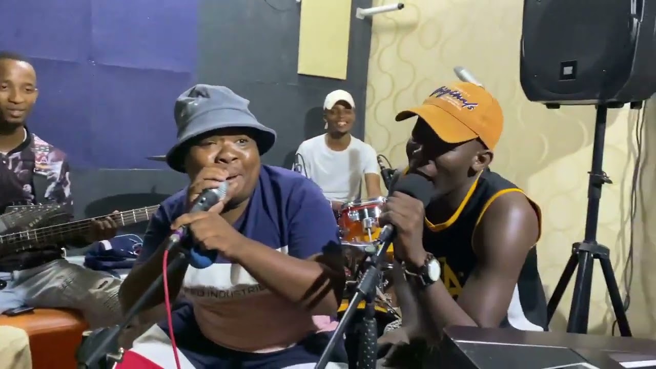 le opela ditori #ubuntuBand #Chopiro #pompi