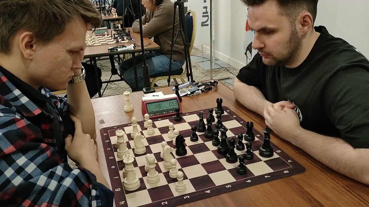 GM Afanasiev N. (2516) vs GM Drygalov A. (2436)  Russian Chess Crown blitz.