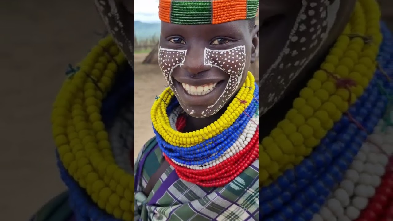 karo/kara tribe girl 