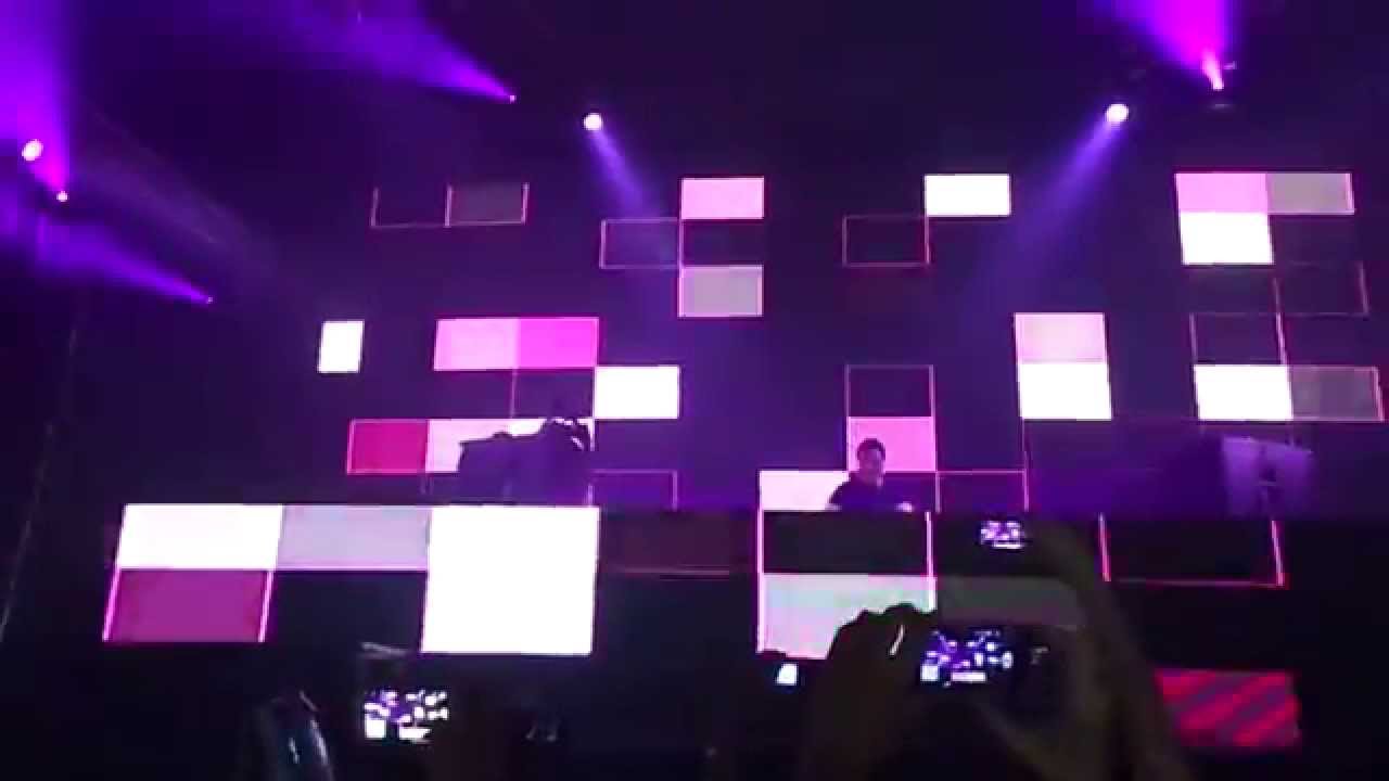 Markus Schulz @ Mandarine Tent // Coldplay - Midnight (Markus Schulz Remix) / KhoMha - Asylum