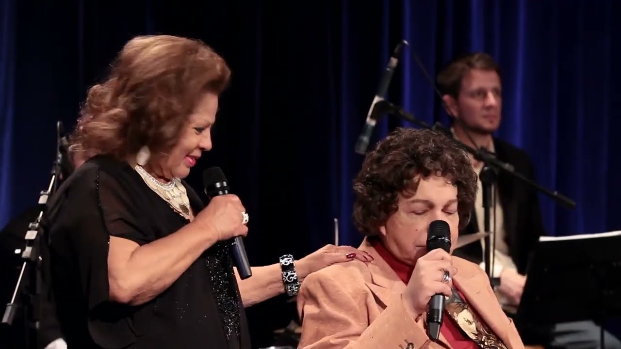ANGELA MARIA E CAUBY PEIXOTO - 