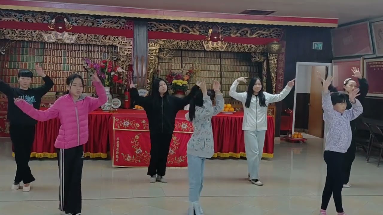 练习一（屋伦嘎嘎自学舞蹈课堂）