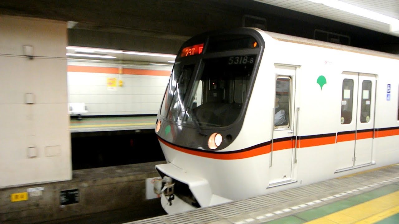 都営5300形 通過シーン＠都営浅草線 東日本橋駅 (18編成)(回送電車)