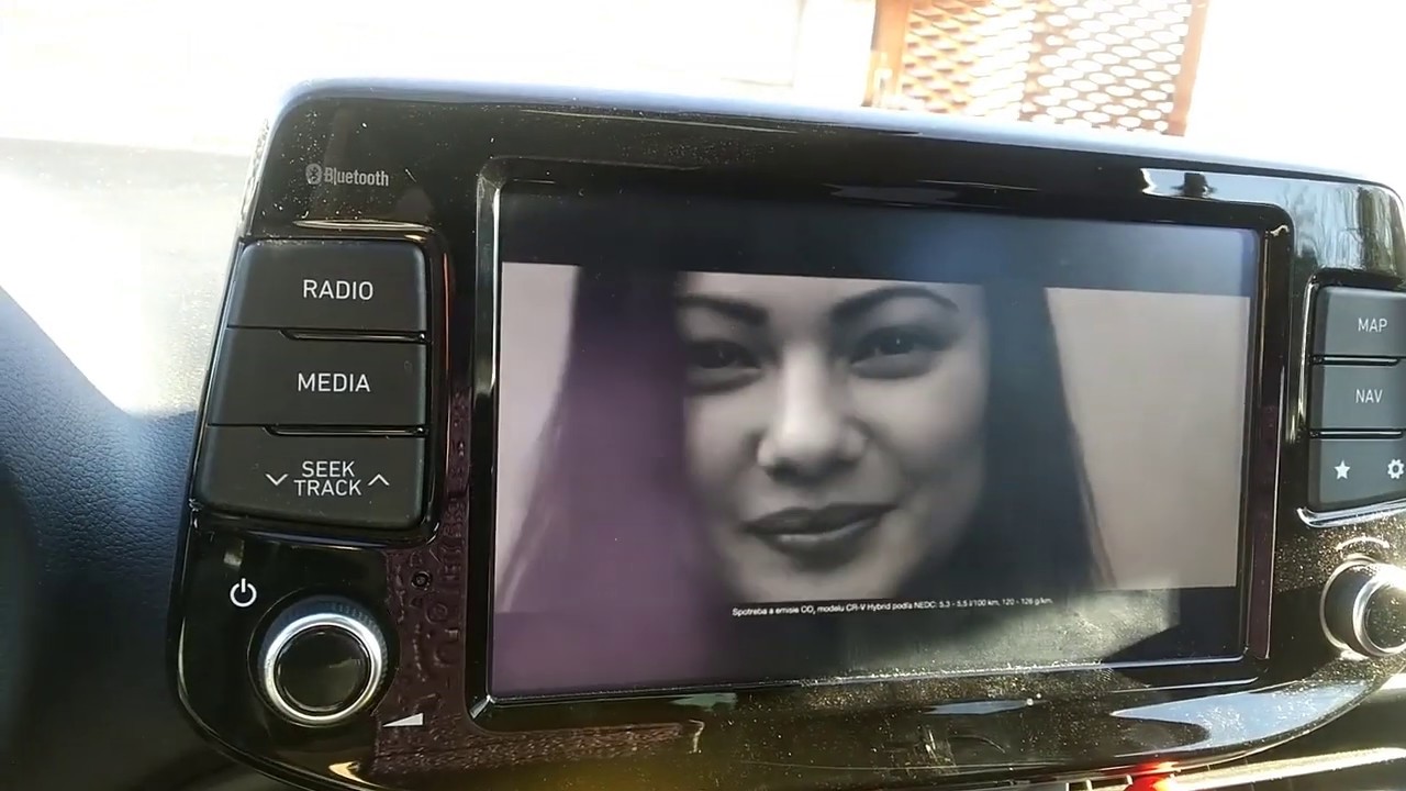 Prehravanie videa a youtube v Hyundai