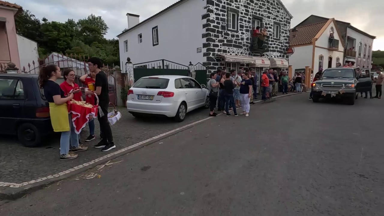 Cortejo de Carros de Bois João Bom passagem no pilar Bretanha 03 06 2023