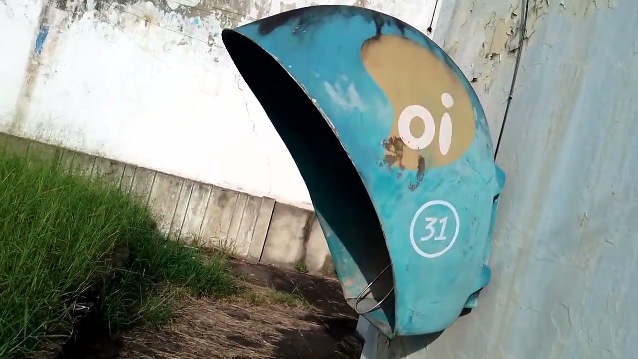 A telpe de limoeiro desativada e 9 orelhões esquecido, limoeiro PE