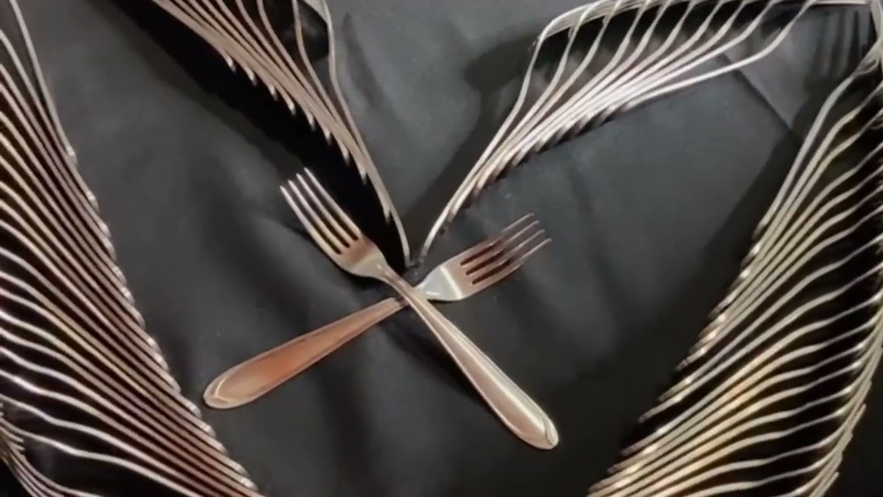 ORGANIZAÇÃO DE TALHERES EM FESTAS