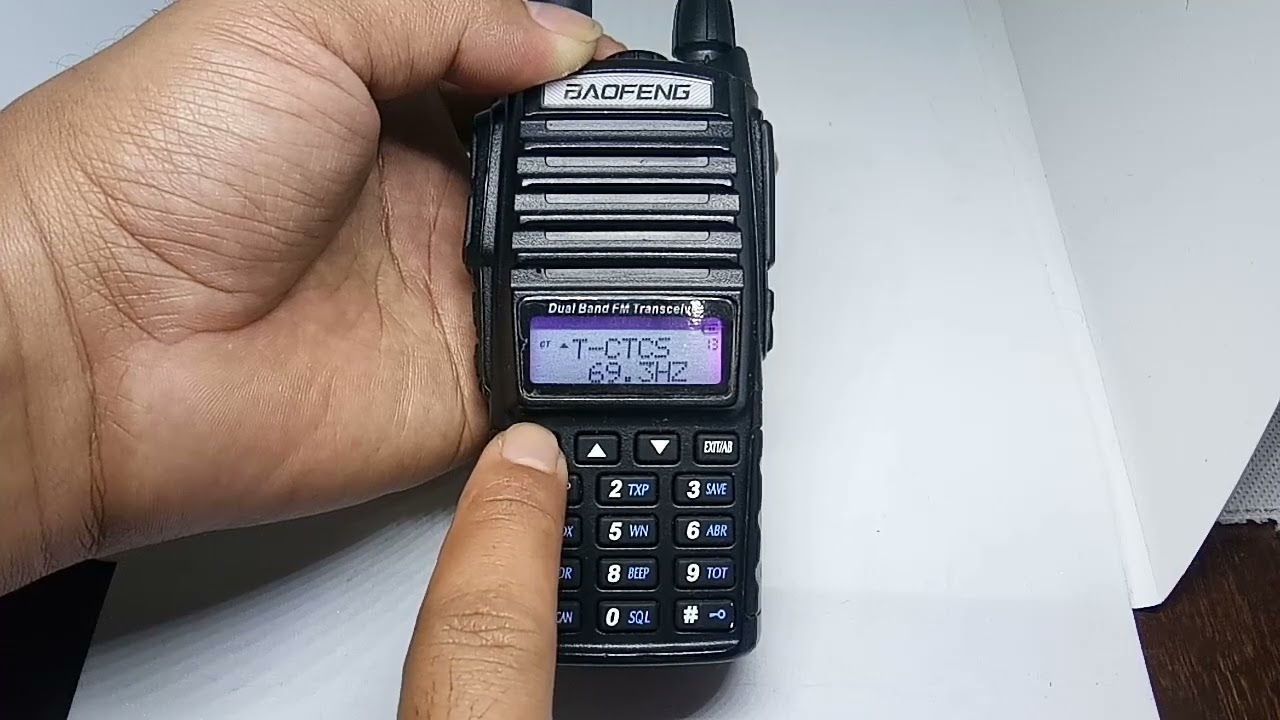 BAOFENG UV 82 HOW TO PROGRAM MANUALLY