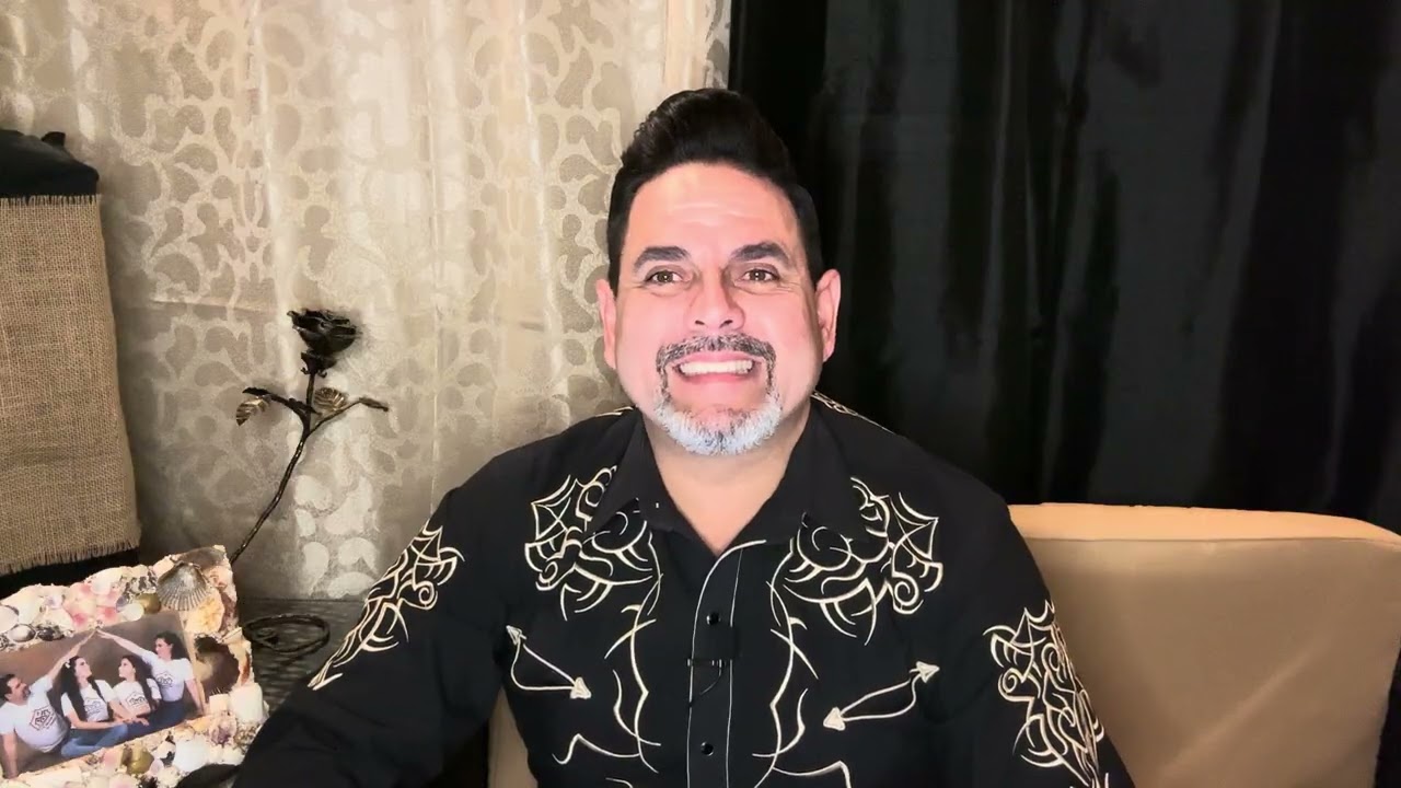 DEVOCIONAL DÍA # 15. TEMA:  SIGUIENDO SUS PASOS. Ap Tony Ortiz. Cuba 🇨🇺.