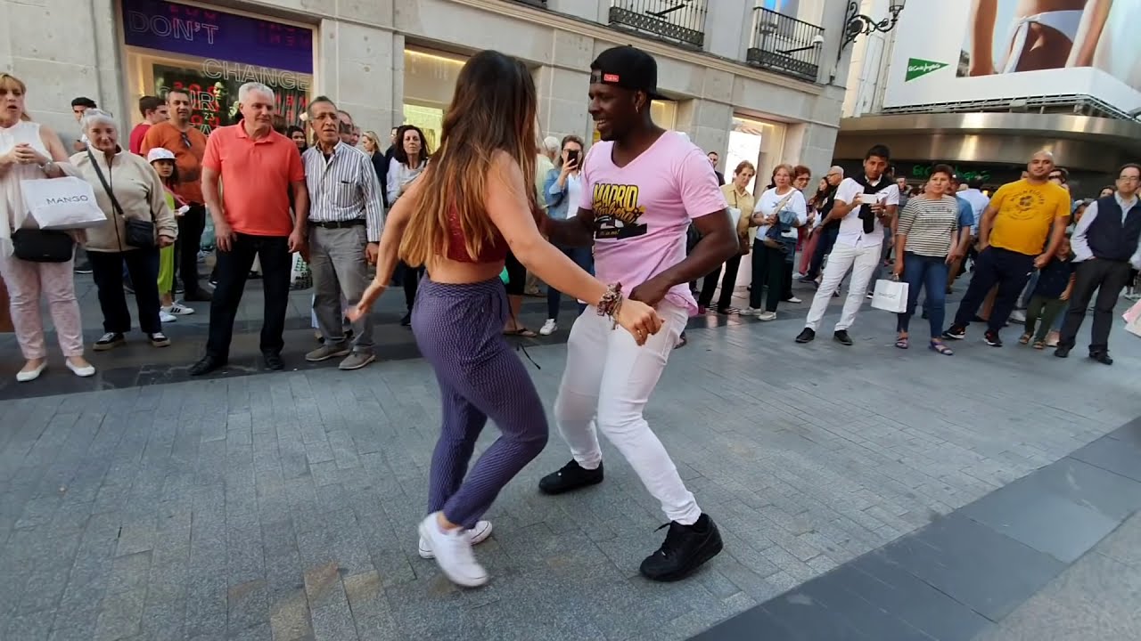 ”¡Imposible No Mirar! El Arte de Bailar de esta  Española 🇪🇸 Te Dejará Loco”  SALSA 2025