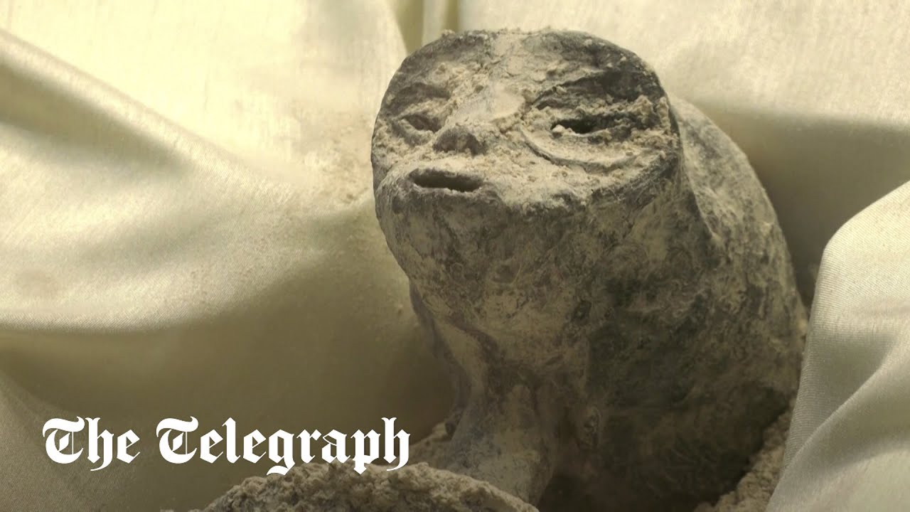 Mexico could declare the existence of alien life as controversial ufologist shows Congress 'bodies'