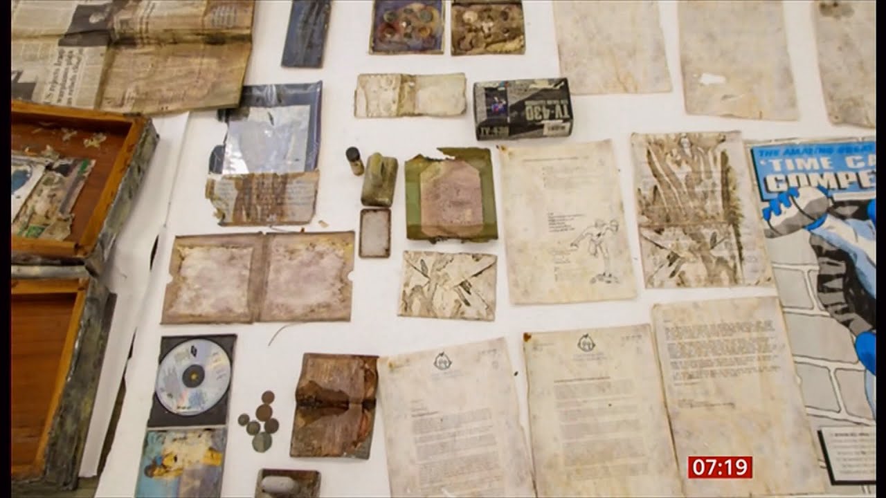 Time capsule buried by Princess Diana 34 years ago - opened up (UK) 27/Aug/2025