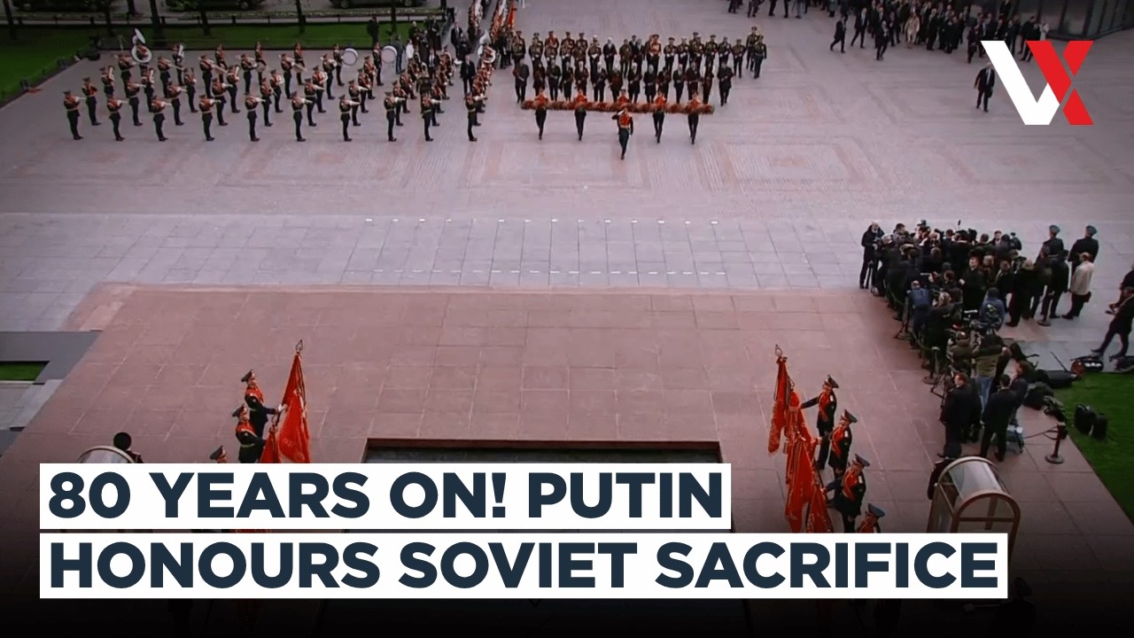 Putin Lays Flowers At Tomb Of Unknown Soldier To Mark Victory Day In Moscow | VERTEX