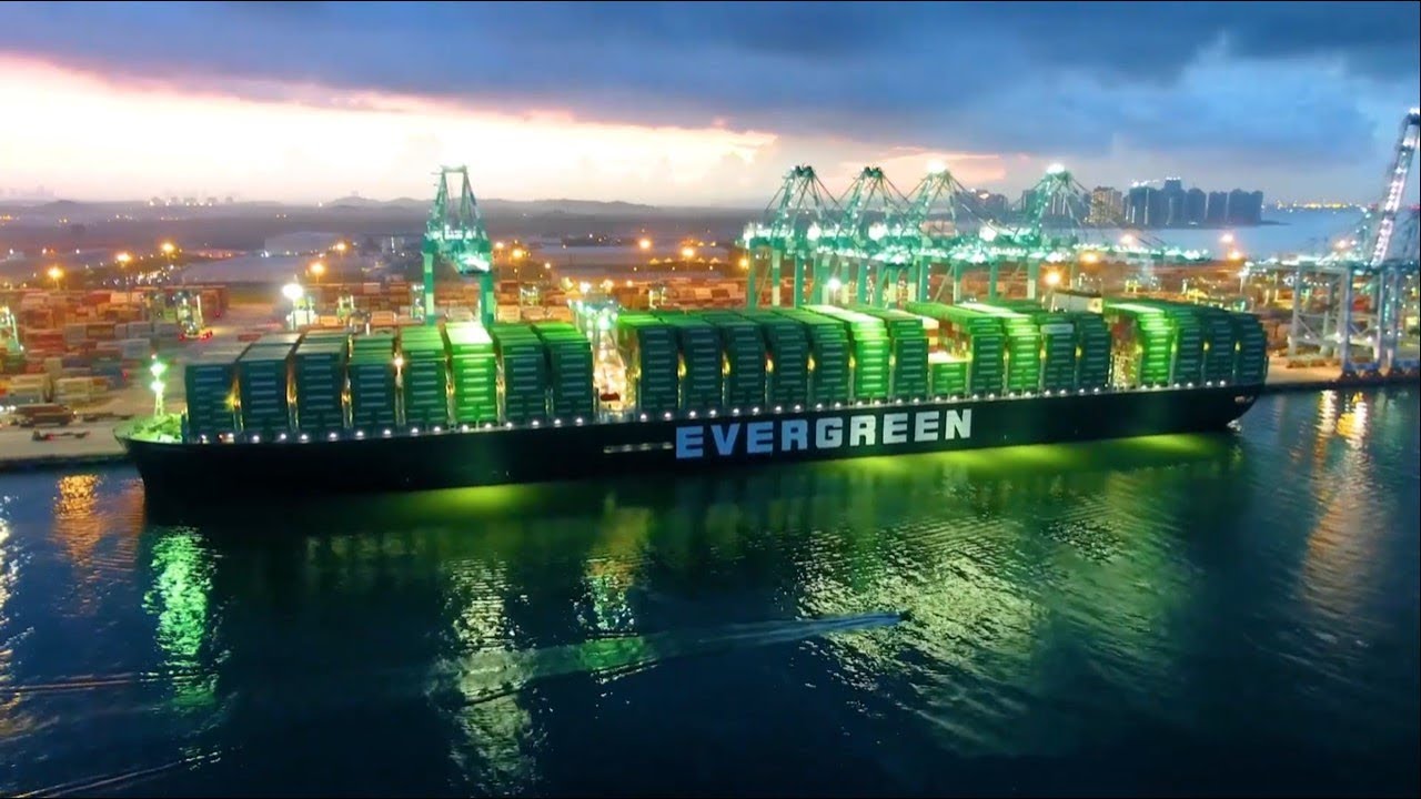 Ever Glory - 20,000 TEU-class Container Vessel