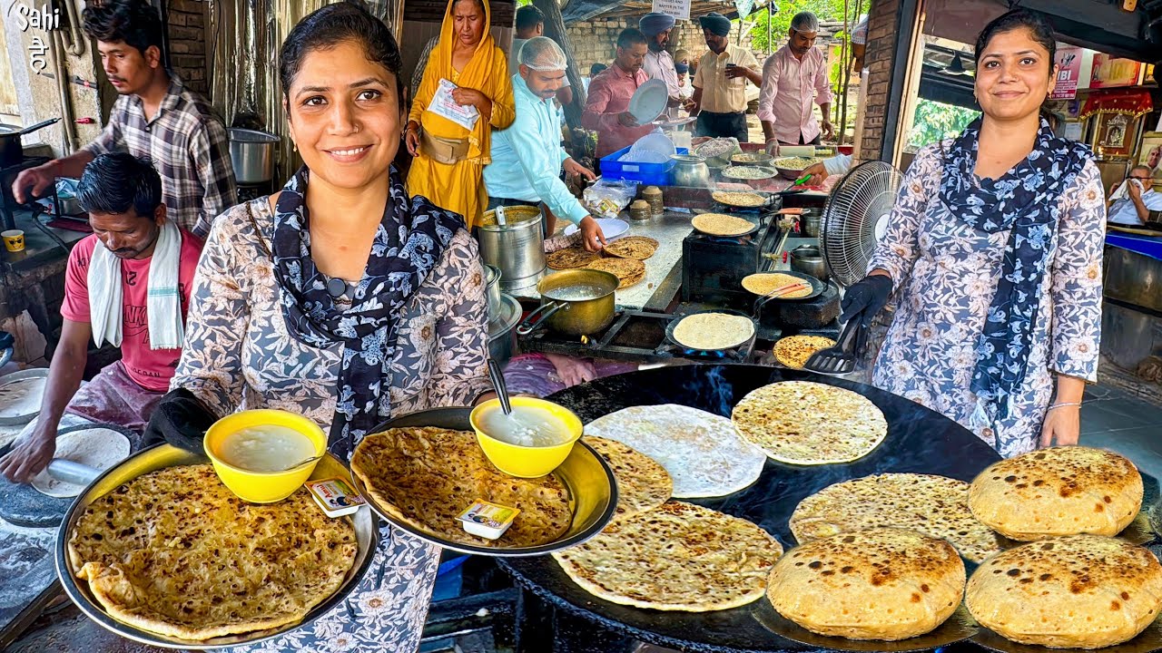 30/- Dhaba Queen के Heavy Duty DESI GHEE Parathe | Street Food India