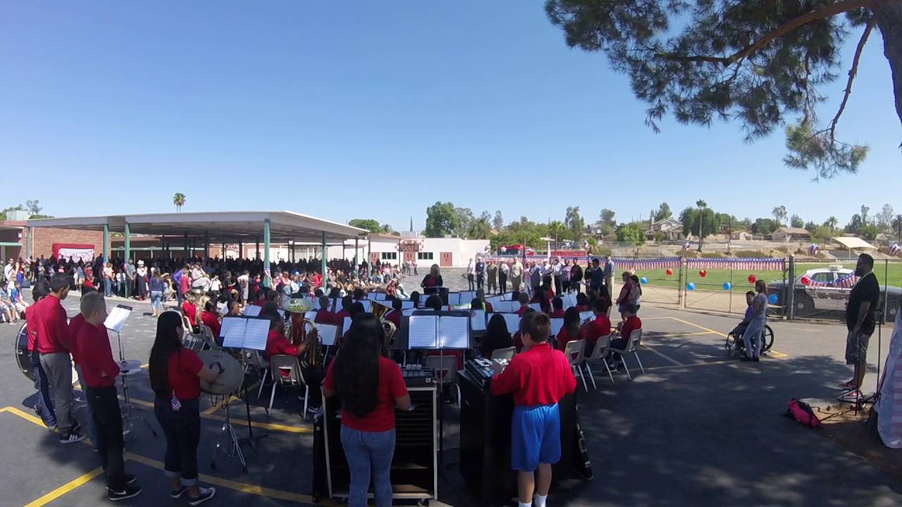 Lake Elsinore Middle School Band Plays Tribute to the Armed Forces 9-9-16