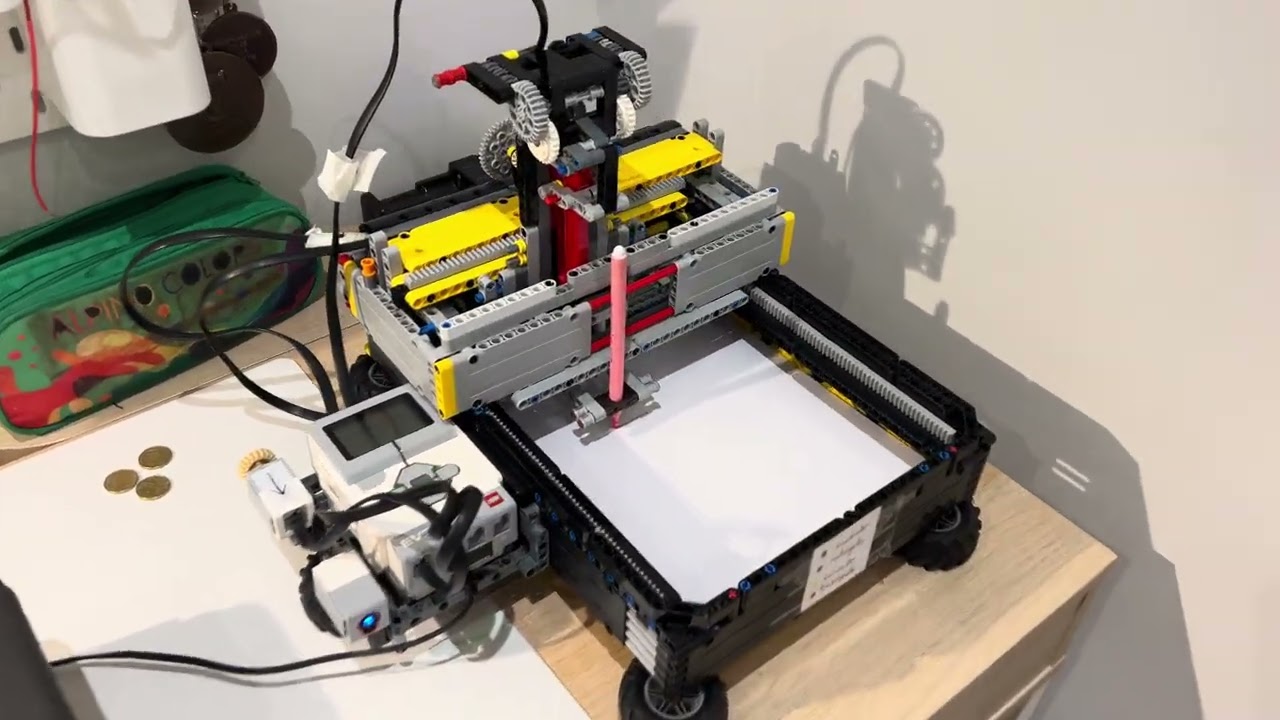 Plotter. LEGO Technic + EV3. Madrid. 4K HDR. 23/12/2025. Parte 1/2