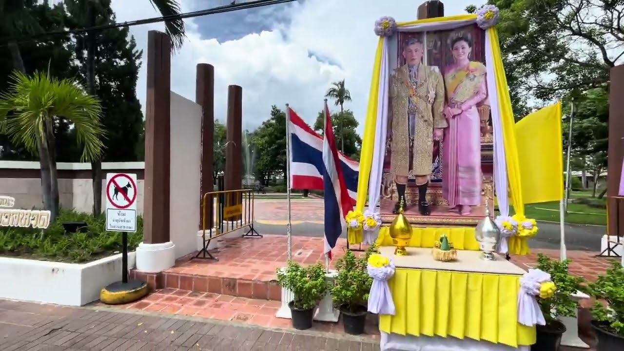 🇹🇭Buak Haad Park Walking Tour | Chiang Mai Thailand 
