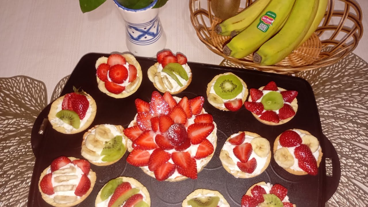 تارت بغلال الموسم و الكريمة بننننة لا تقاوم 🍓🍌🥝🍇🍋🍑