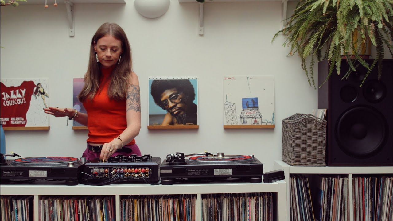 Tina Edwards Loves To Boogie (Disco | Funk | Global) Vinyl DJ Mix