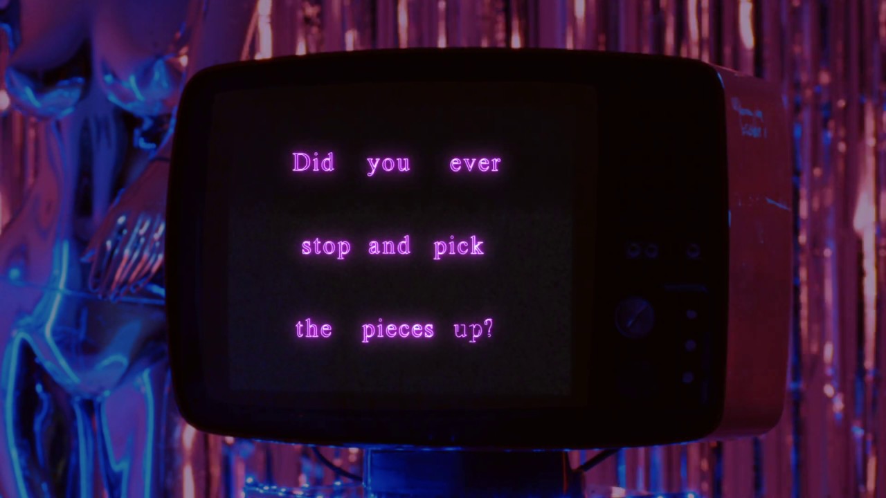 Larkins - Pieces (Official Lyric Video)