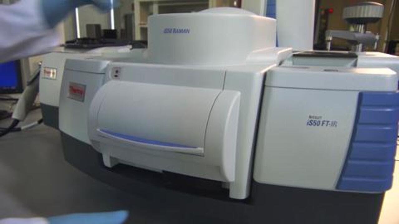 Forensics Analysis Workstation: Nicolet iS50 FT-IR spectrometer | Thermo Scientific