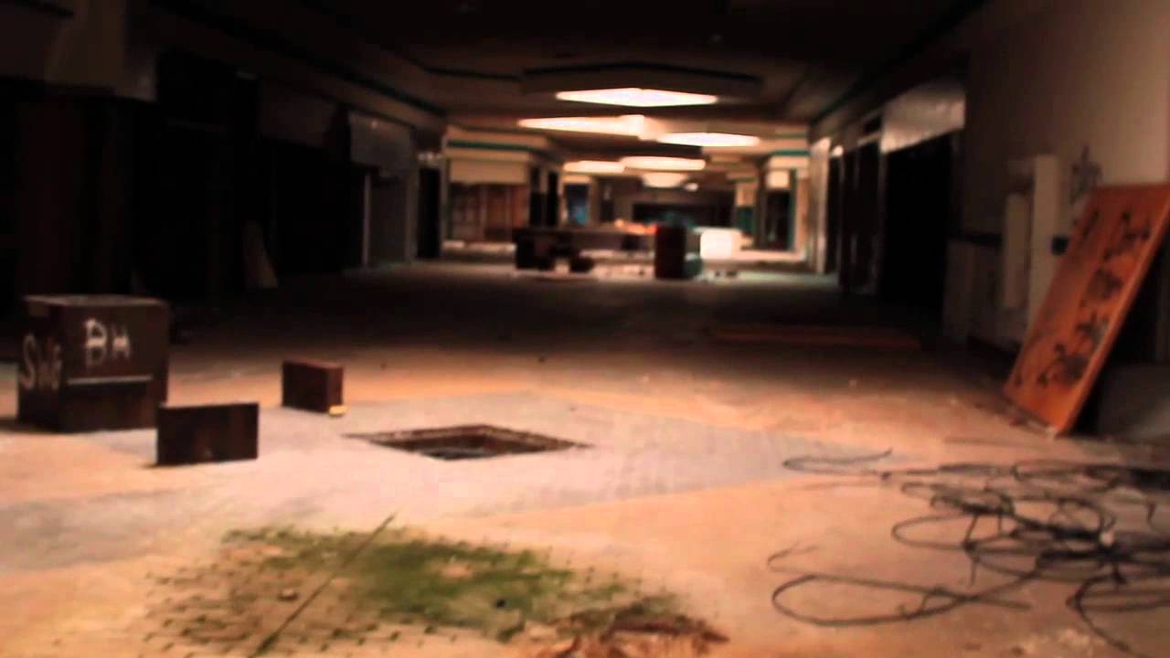 Abandoned Mall Exploration