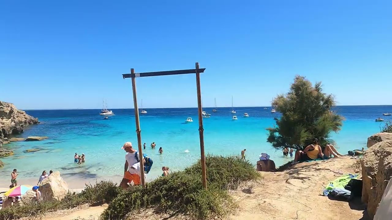 Favignana tour by bike. Tour of Sicily